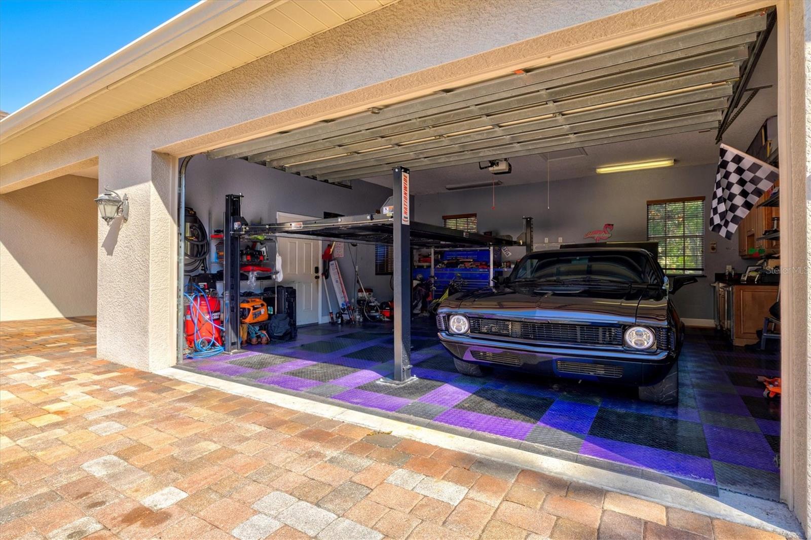 Image 72 of 83 For 1482 Kingsdown Drive