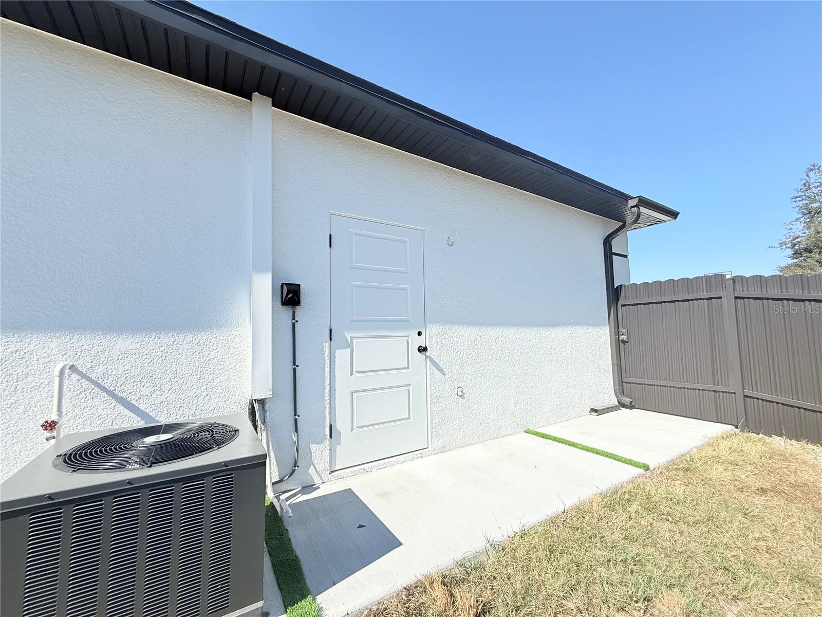 Image 14 of 18 For 30095 Beech Road