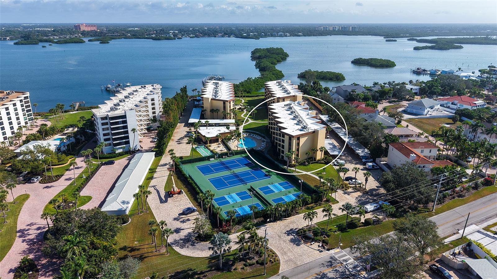 Image 2 of 79 For 8773 Midnight Pass Road 102g