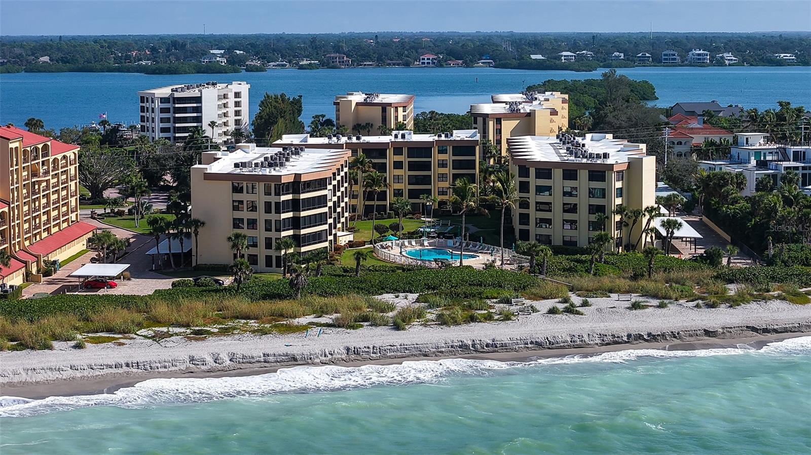 Image 64 of 79 For 8773 Midnight Pass Road 102g