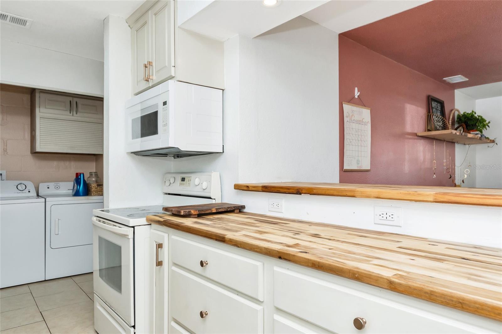 Image 13 of 61 For 2835 Williamsburg Street