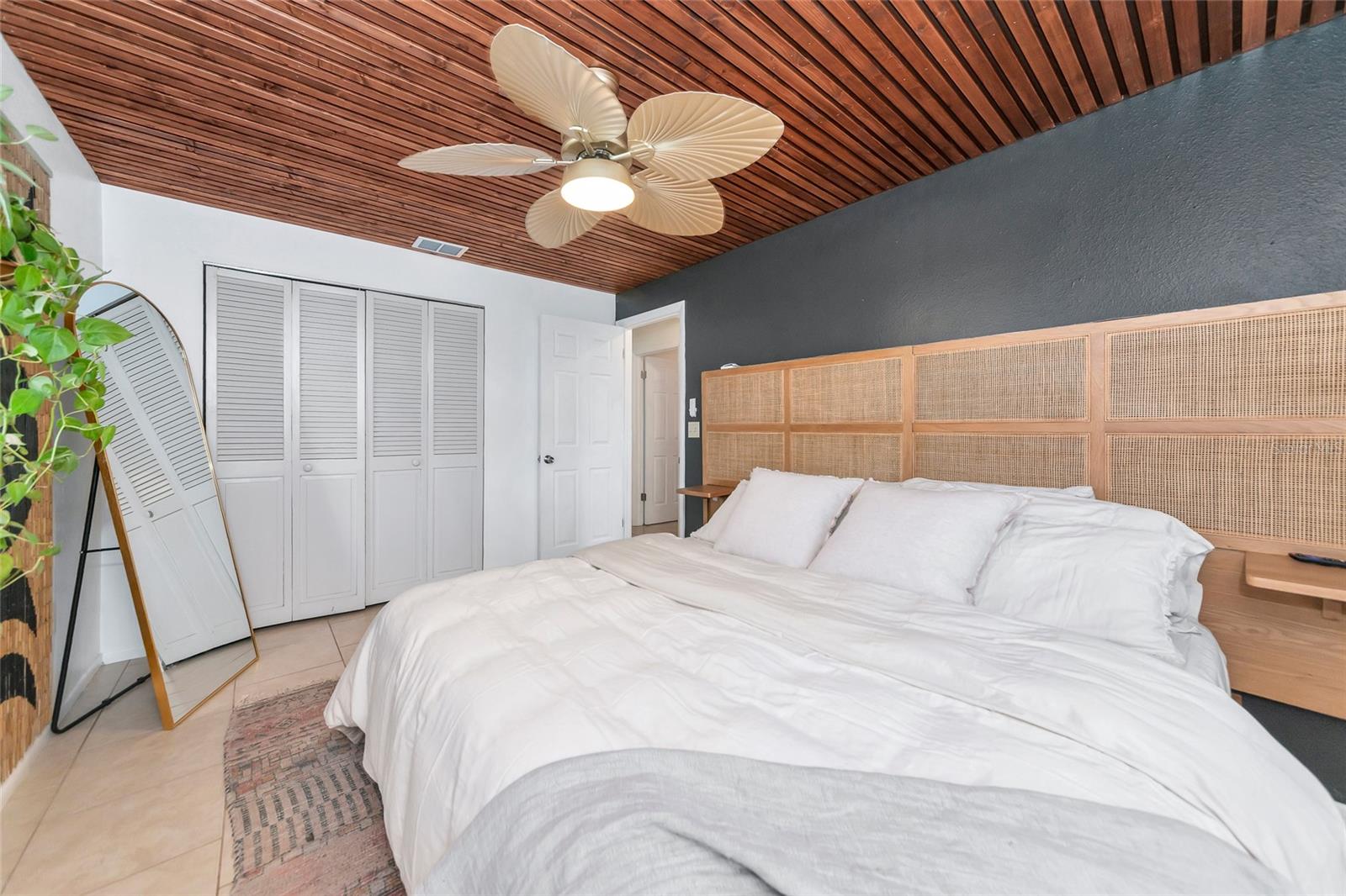 Image 18 of 61 For 2835 Williamsburg Street