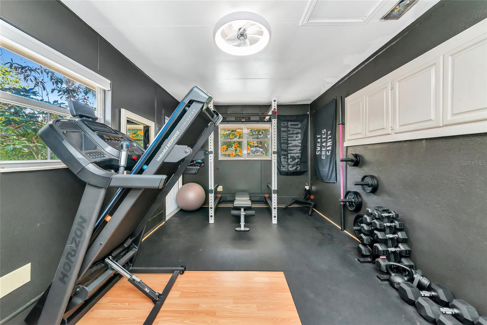 Image 29 of 61 For 2835 Williamsburg Street