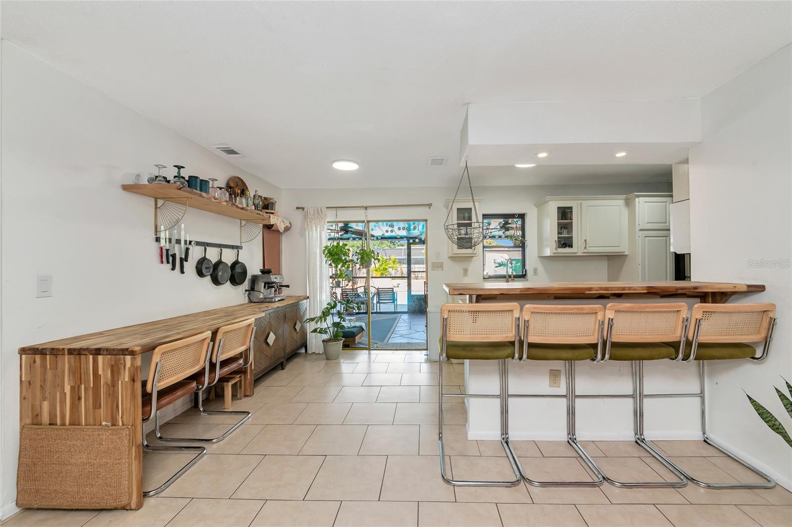 Image 9 of 61 For 2835 Williamsburg Street