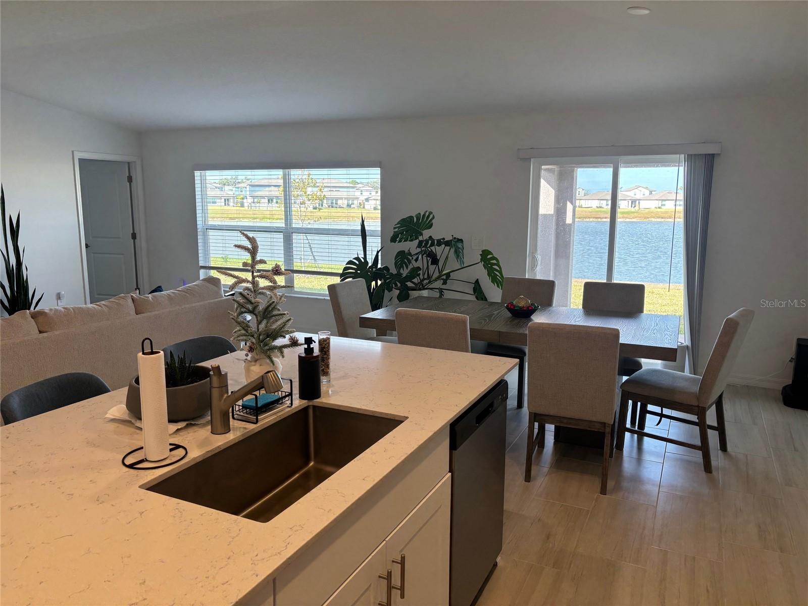 Image 4 of 18 For 8823 Sunset Park Trail