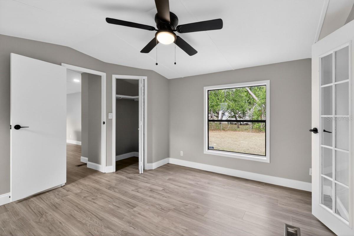 Image 7 of 11 For 9528 Xenia Street