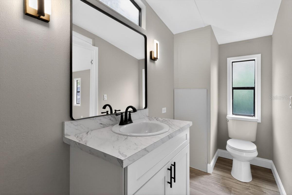 Image 9 of 11 For 9528 Xenia Street