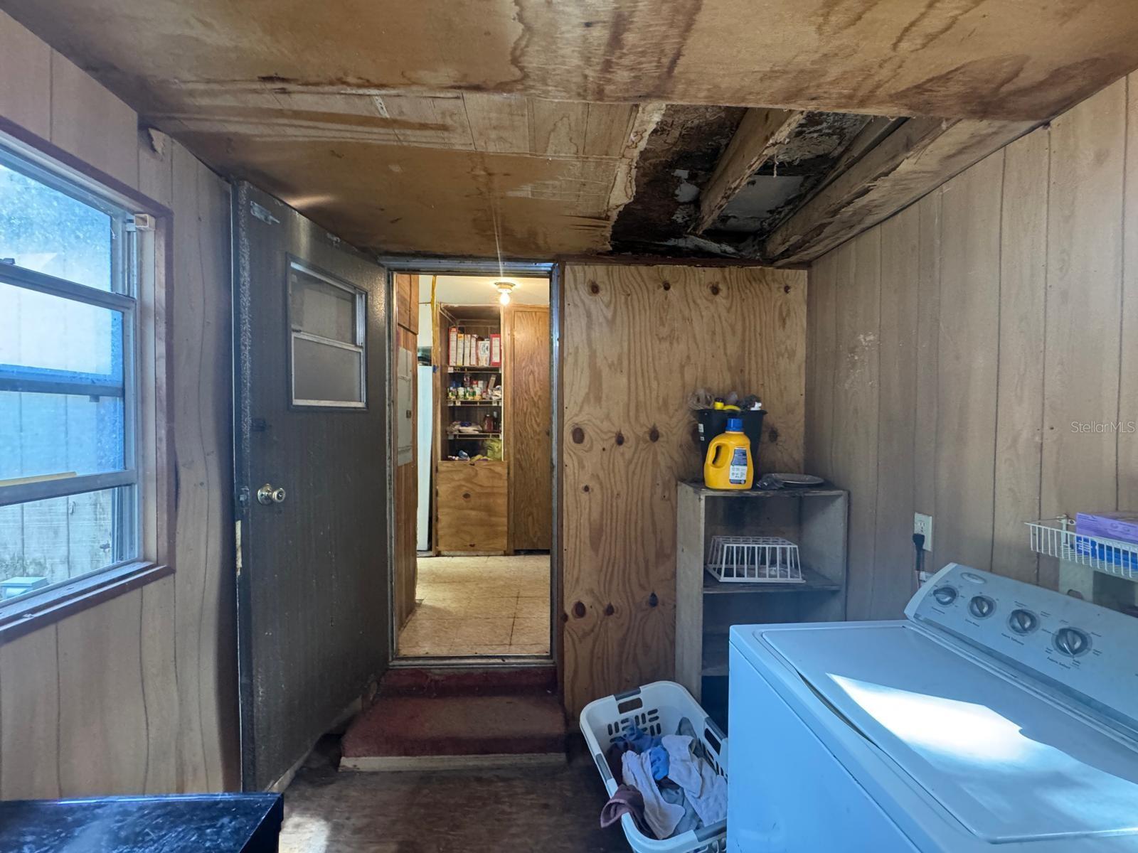 Image 16 of 18 For 11130 103rd Terrace