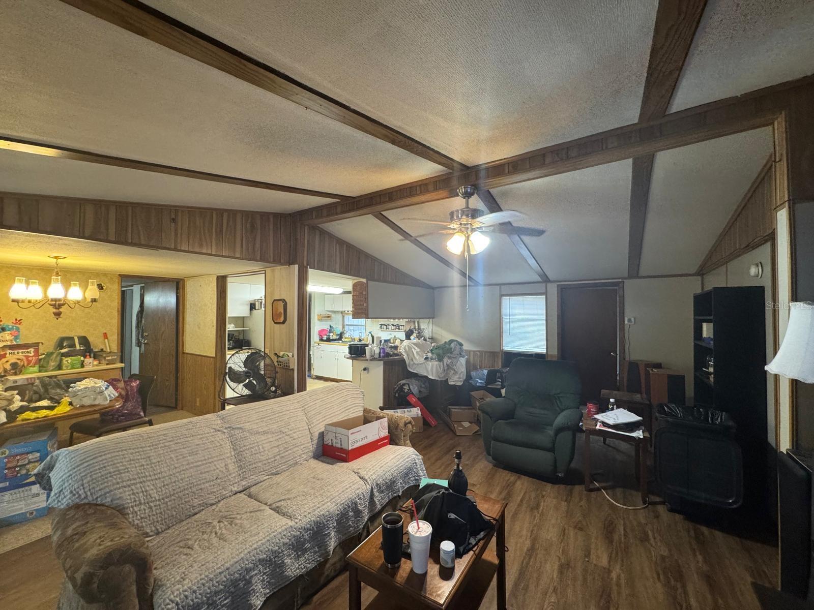 Image 6 of 18 For 11130 103rd Terrace