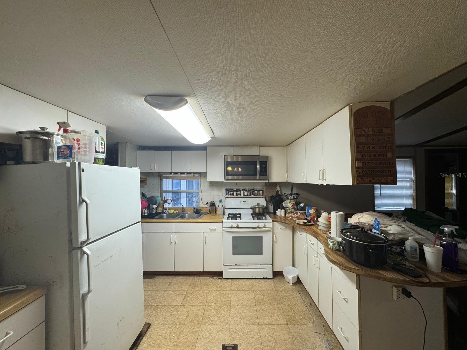 Image 8 of 18 For 11130 103rd Terrace