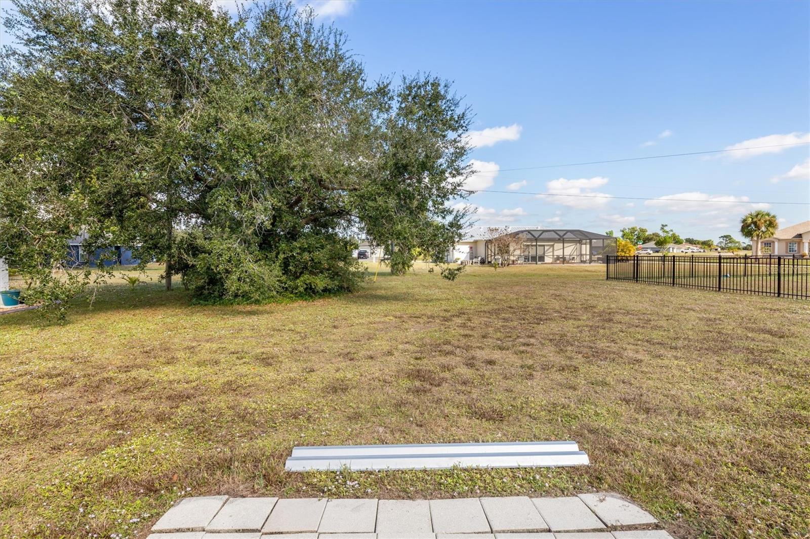 Image 16 of 30 For 25324 Lychee Court