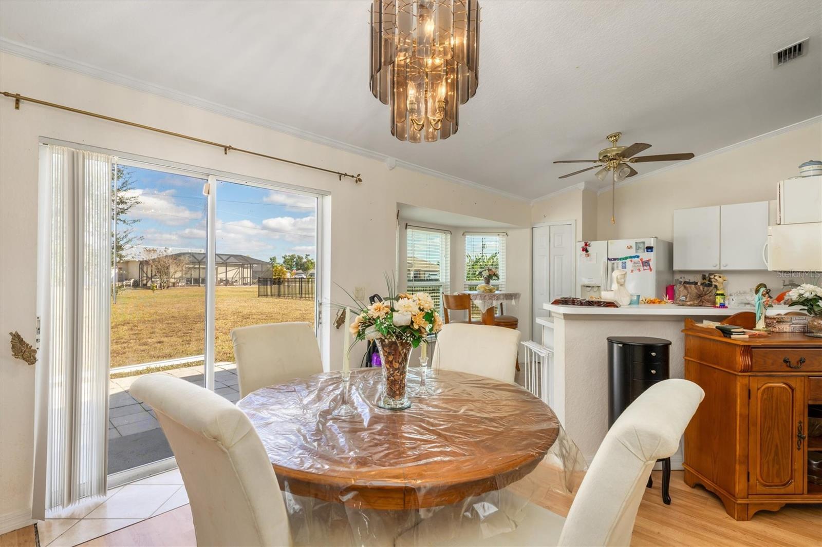 Image 7 of 30 For 25324 Lychee Court