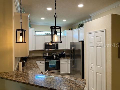 Image 7 of 28 For 6650 Willowshire Way