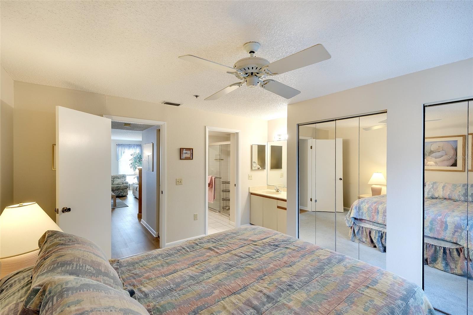 Image 14 of 38 For 3601 Bay Drive 102