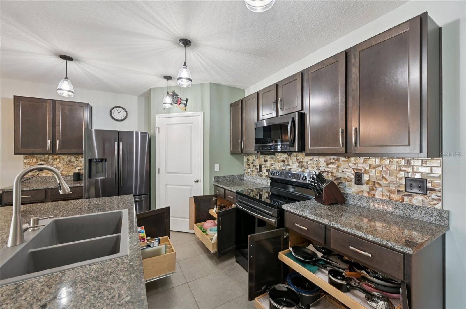 Image 10 of 55 For 4527 Willow Hammock Drive