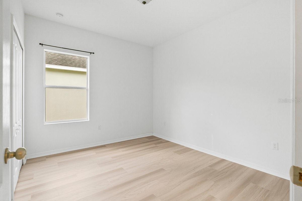 Image 17 of 25 For 11790 Fennemore Way