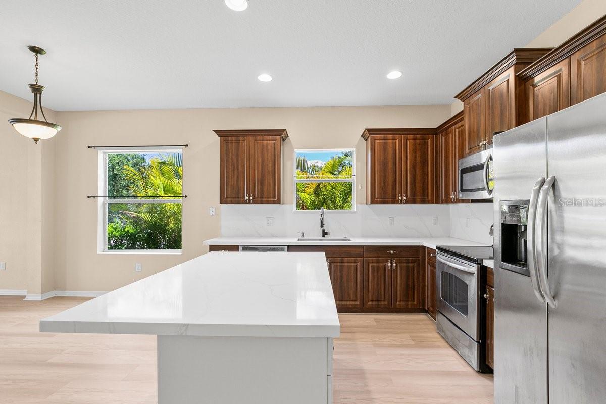 Image 7 of 25 For 11790 Fennemore Way