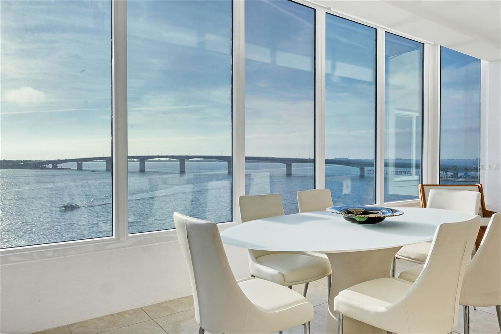 Image 10 of 40 For 350 Golden Gate Point 62