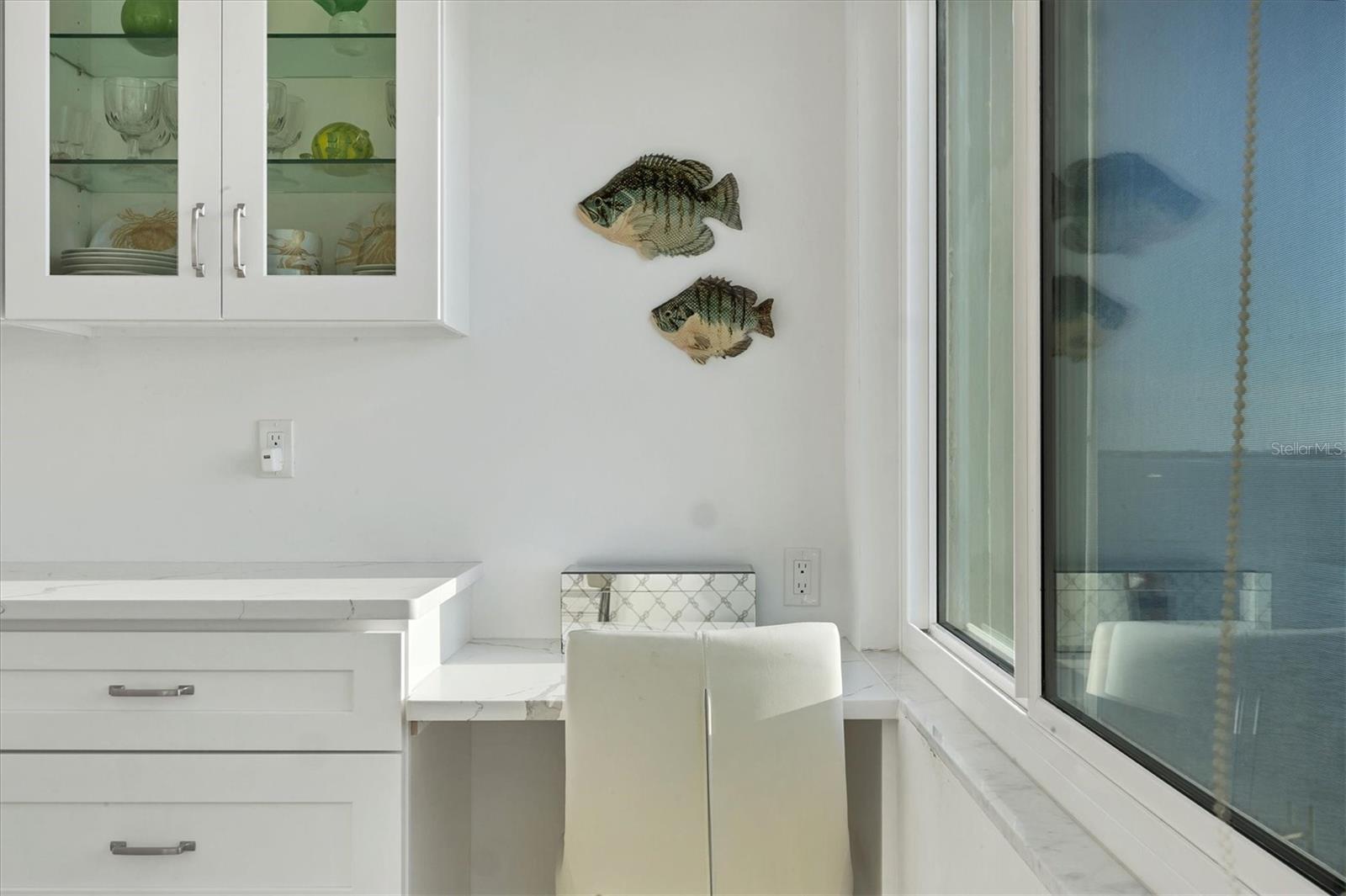 Image 18 of 40 For 350 Golden Gate Point 62