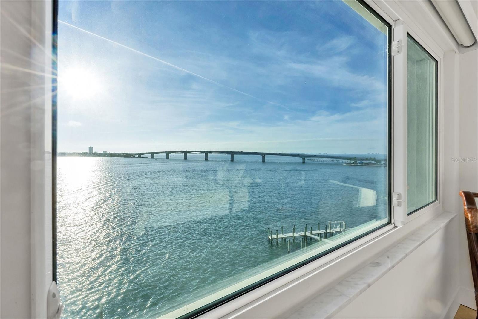 Image 25 of 40 For 350 Golden Gate Point 62