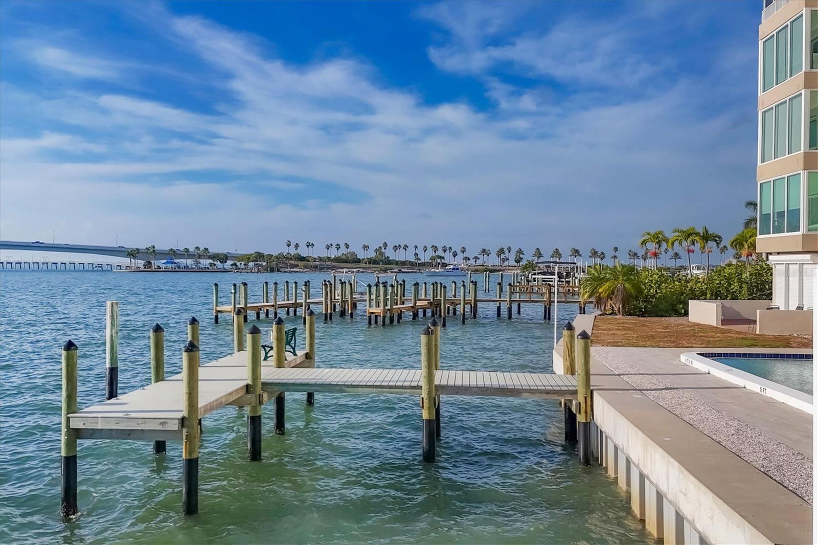 Image 34 of 40 For 350 Golden Gate Point 62