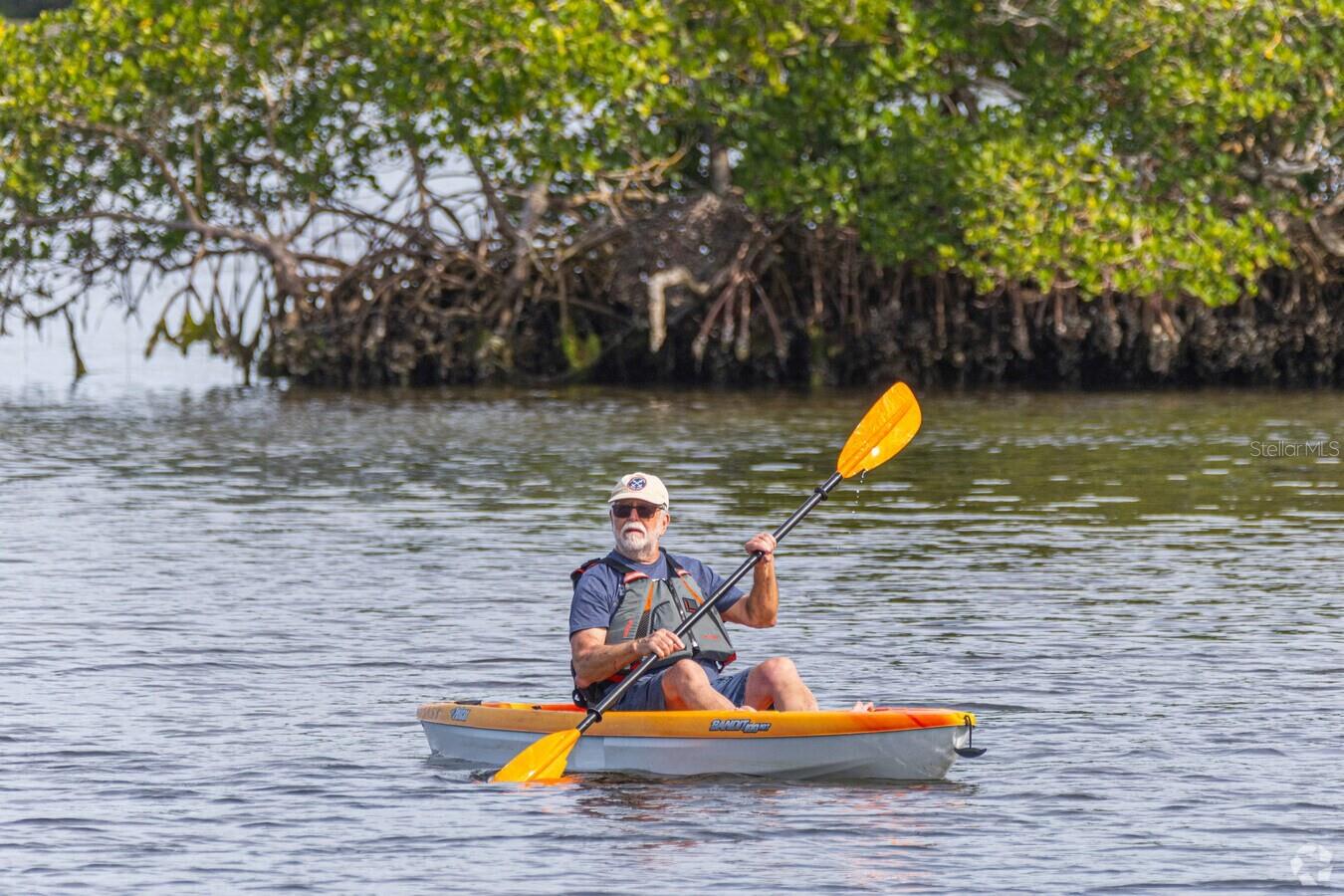 Listing photo id 70 for 910 Bayshore Drive