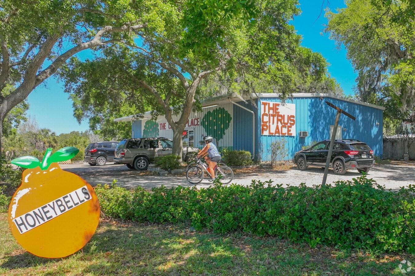 Listing photo id 74 for 910 Bayshore Drive