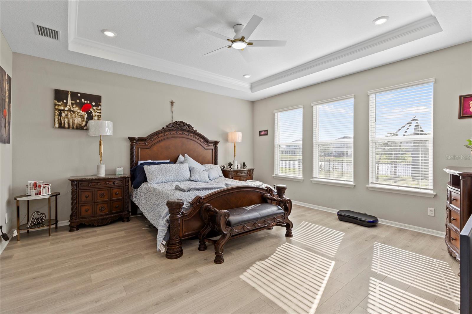 Image 18 of 44 For 16545 Star Grass Circle