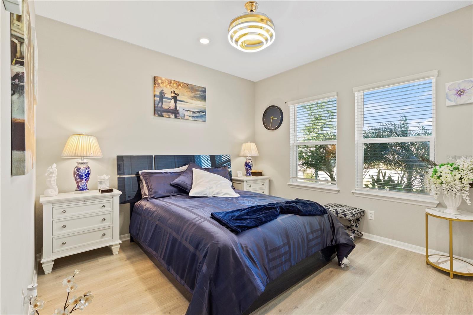 Image 28 of 44 For 16545 Star Grass Circle