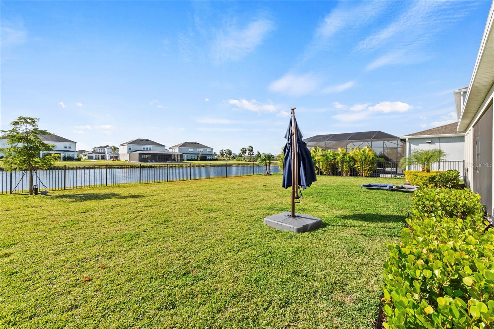 Image 39 of 44 For 16545 Star Grass Circle