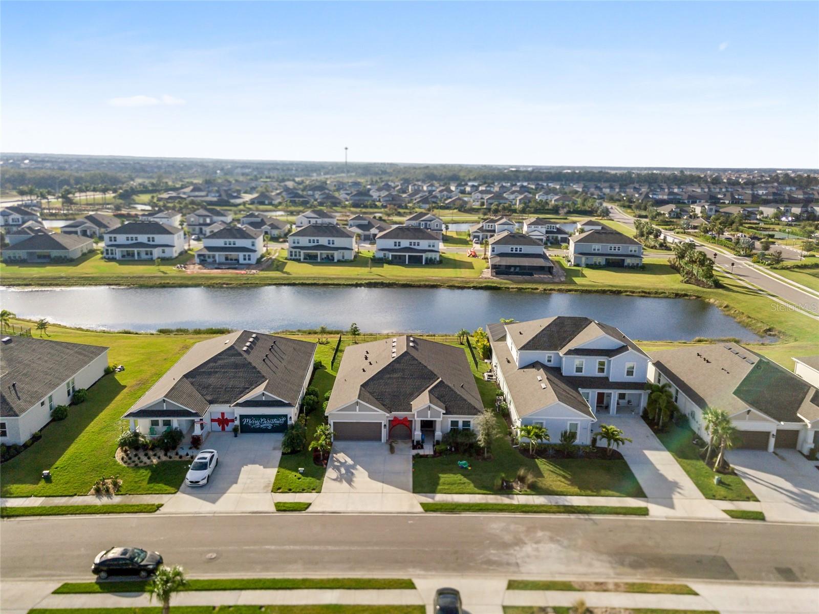 Image 41 of 44 For 16545 Star Grass Circle