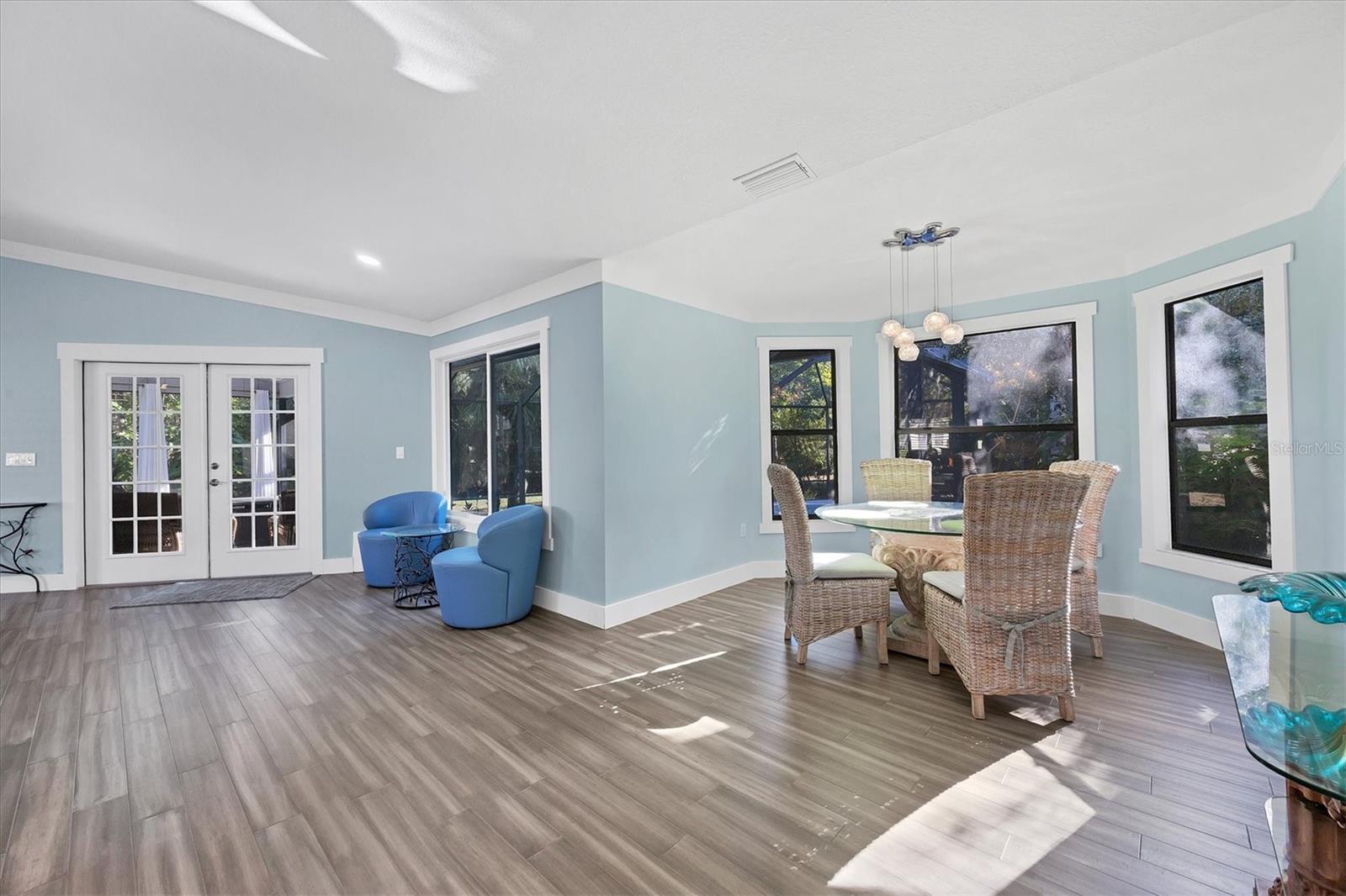 Image 16 of 54 For 4594 Trails Drive