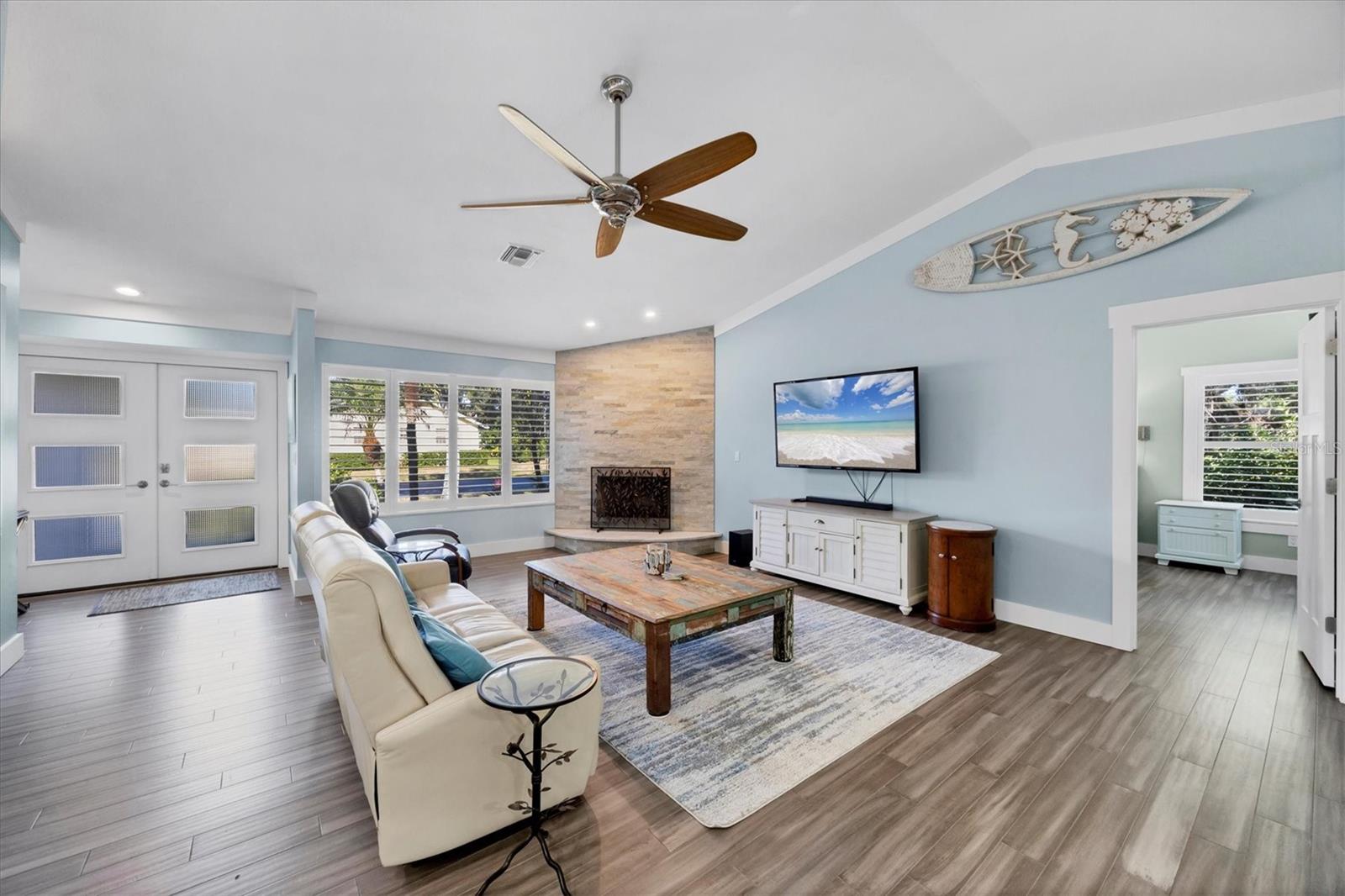 Image 5 of 54 For 4594 Trails Drive