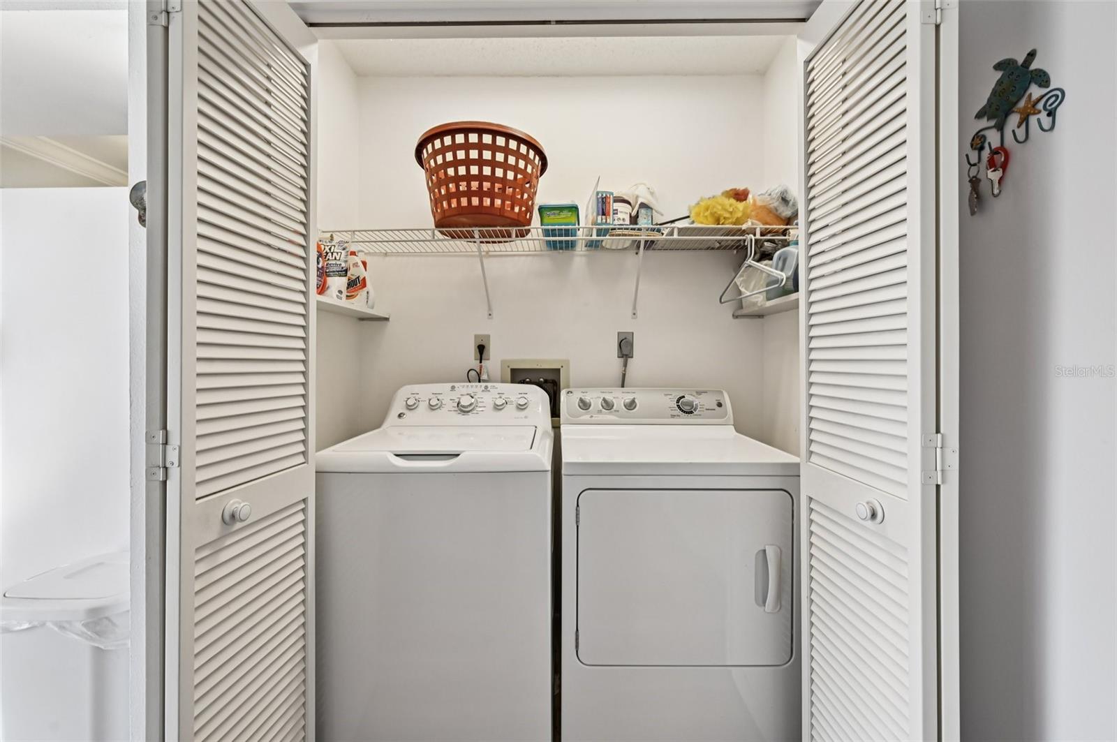 Image 11 of 26 For 7315 8th Avenue W