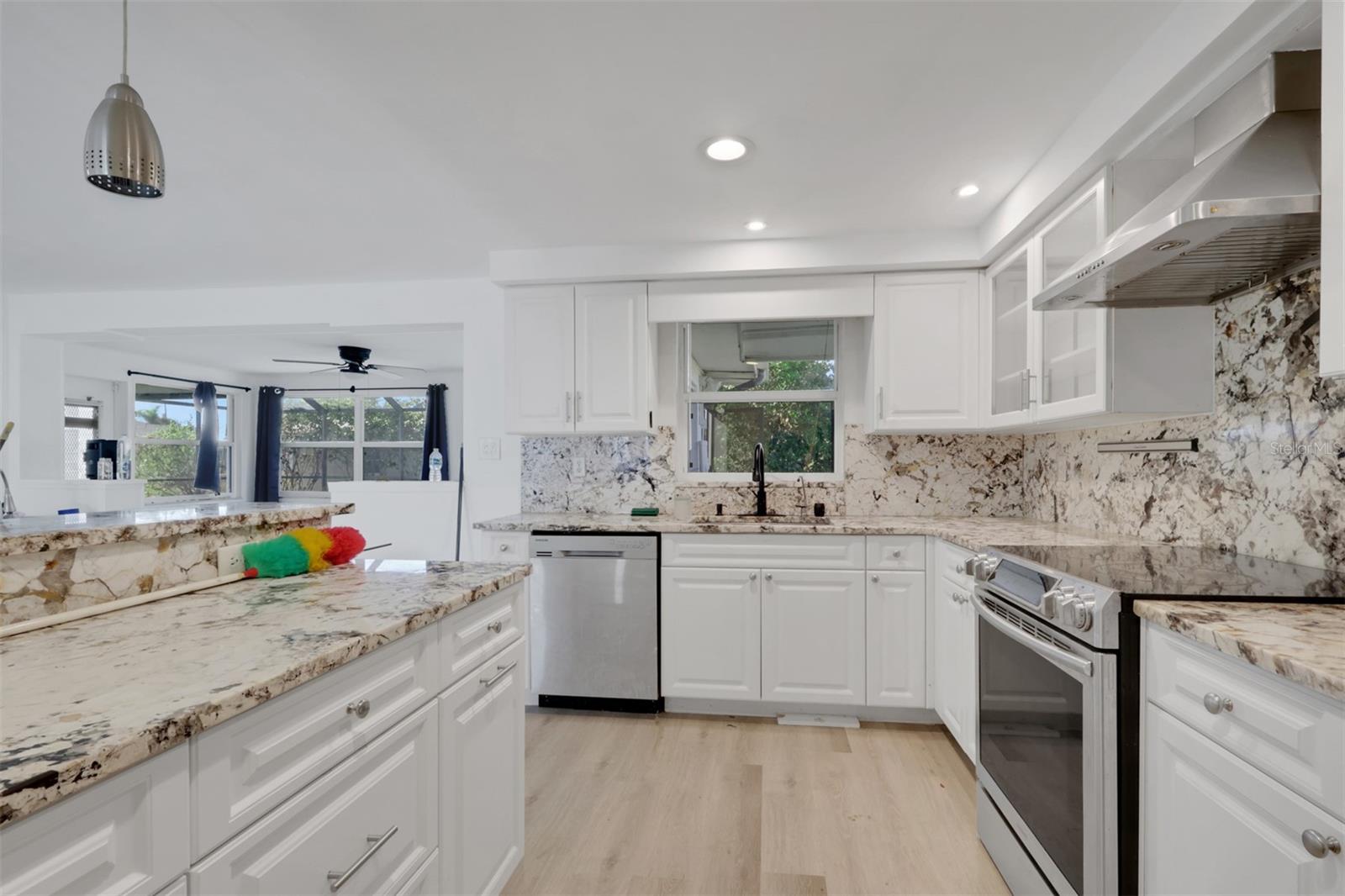 Image 12 of 30 For 3505 Harbor Boulevard