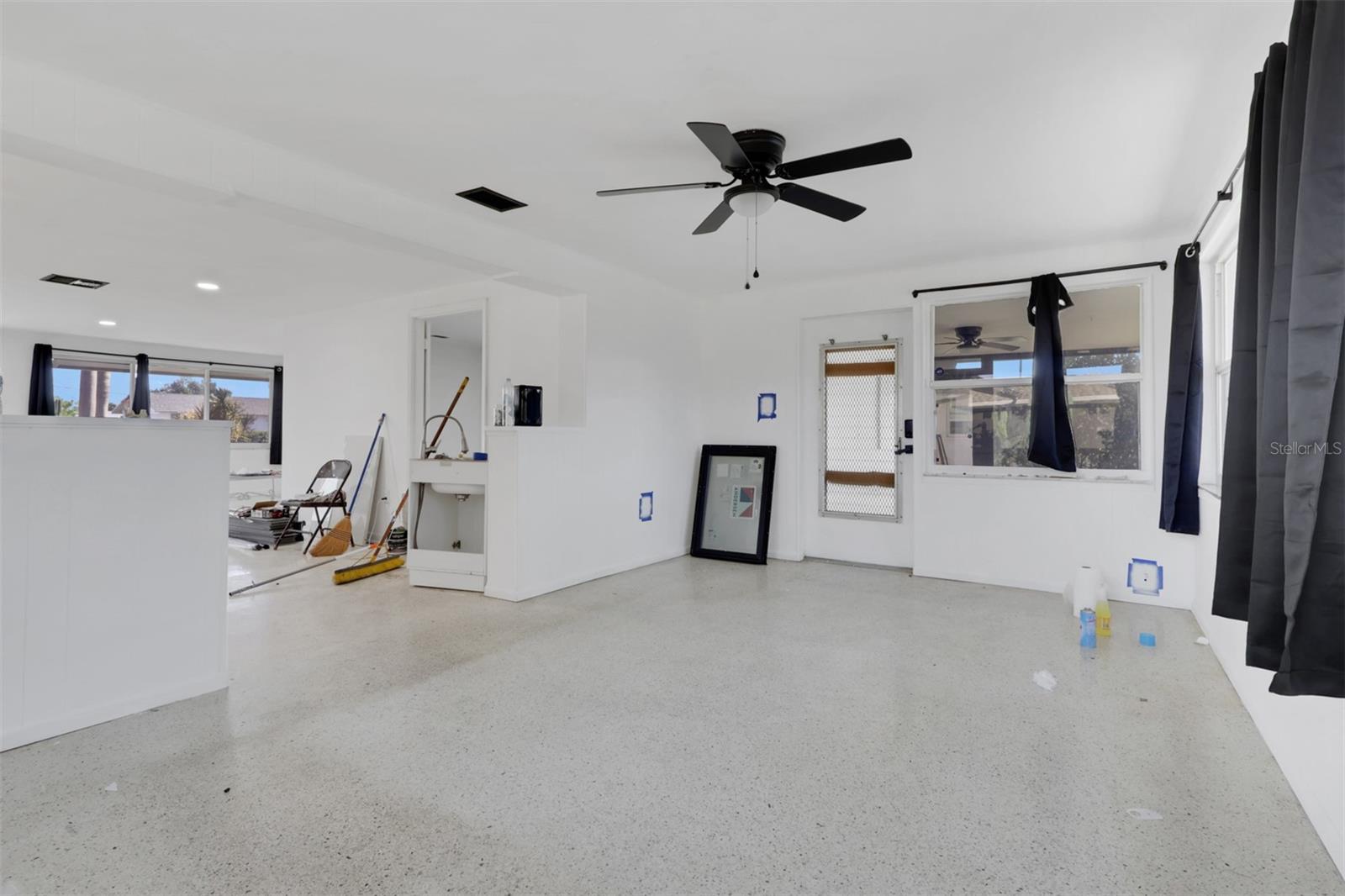 Image 13 of 30 For 3505 Harbor Boulevard