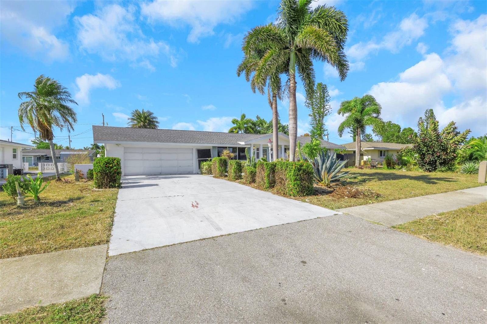 Image 2 of 30 For 3505 Harbor Boulevard