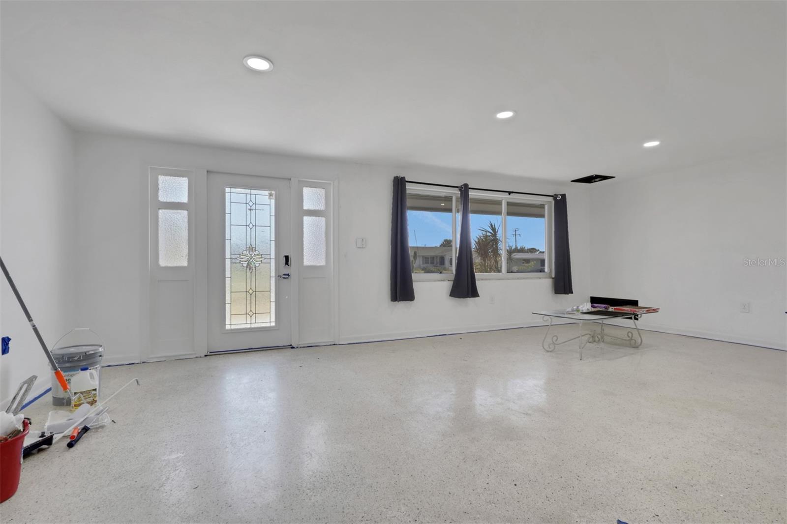 Image 3 of 30 For 3505 Harbor Boulevard