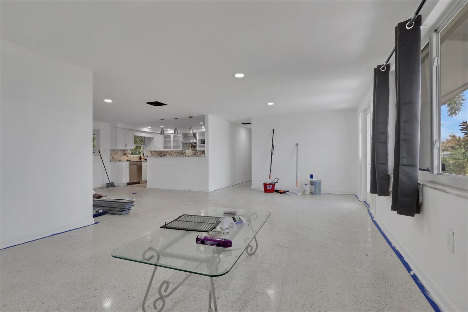 Image 5 of 30 For 3505 Harbor Boulevard