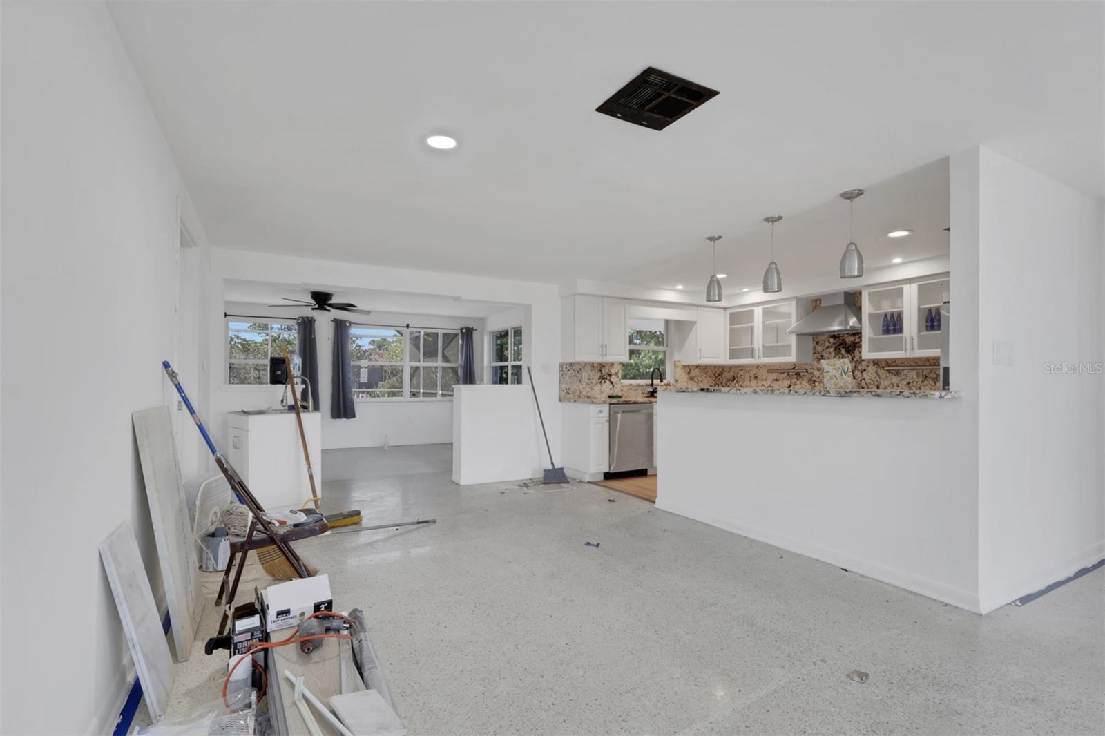 Image 7 of 30 For 3505 Harbor Boulevard