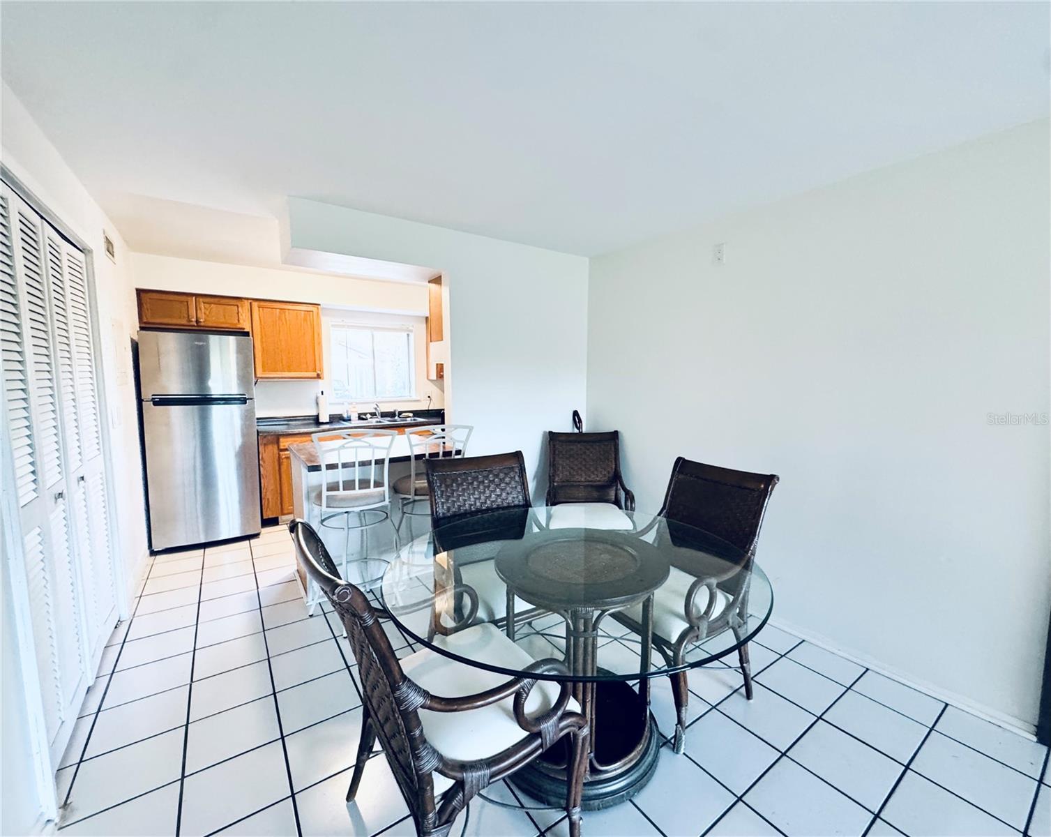 Image 14 of 54 For 2604 Hidden Lake Drive N 2604b