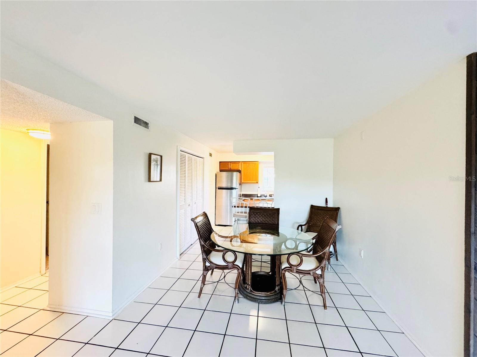 Image 16 of 54 For 2604 Hidden Lake Drive N 2604b