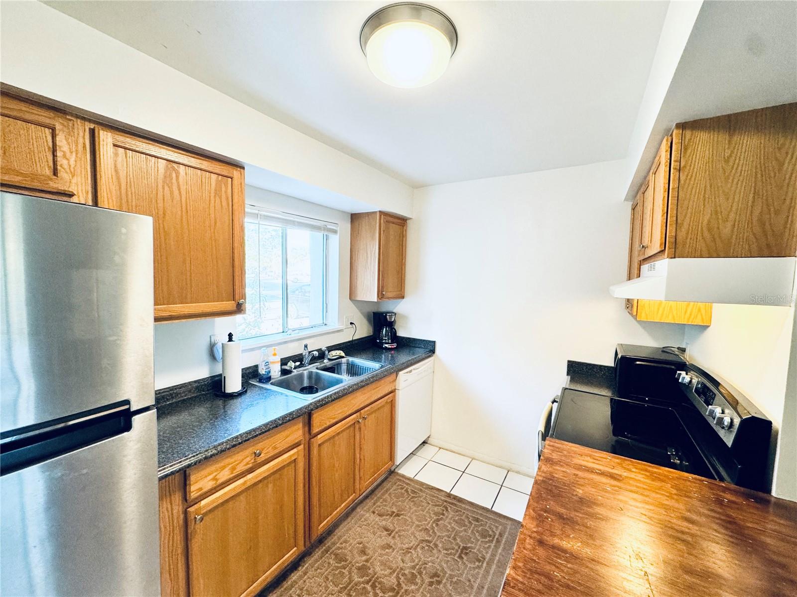 Image 20 of 54 For 2604 Hidden Lake Drive N 2604b