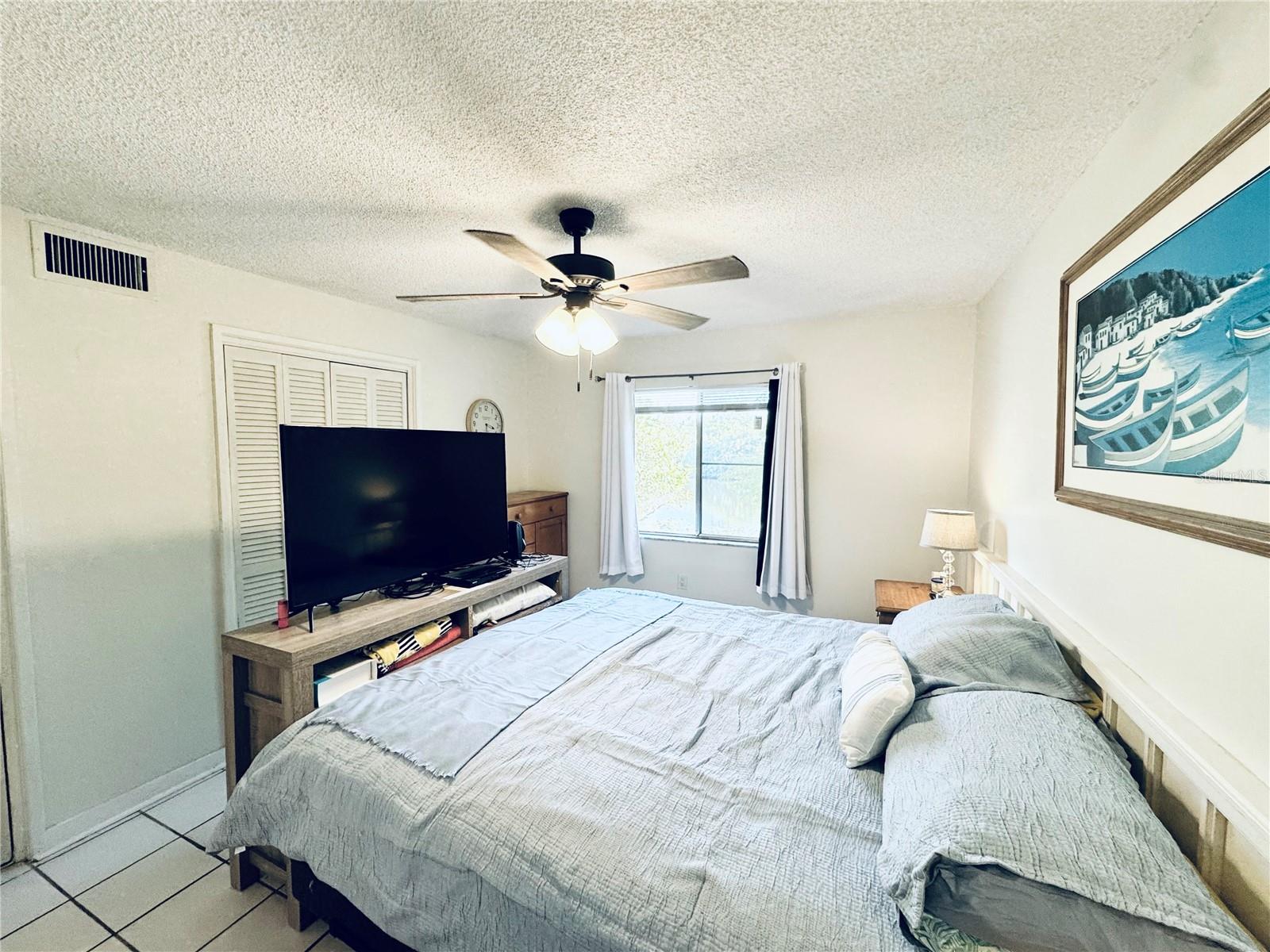 Image 23 of 54 For 2604 Hidden Lake Drive N 2604b