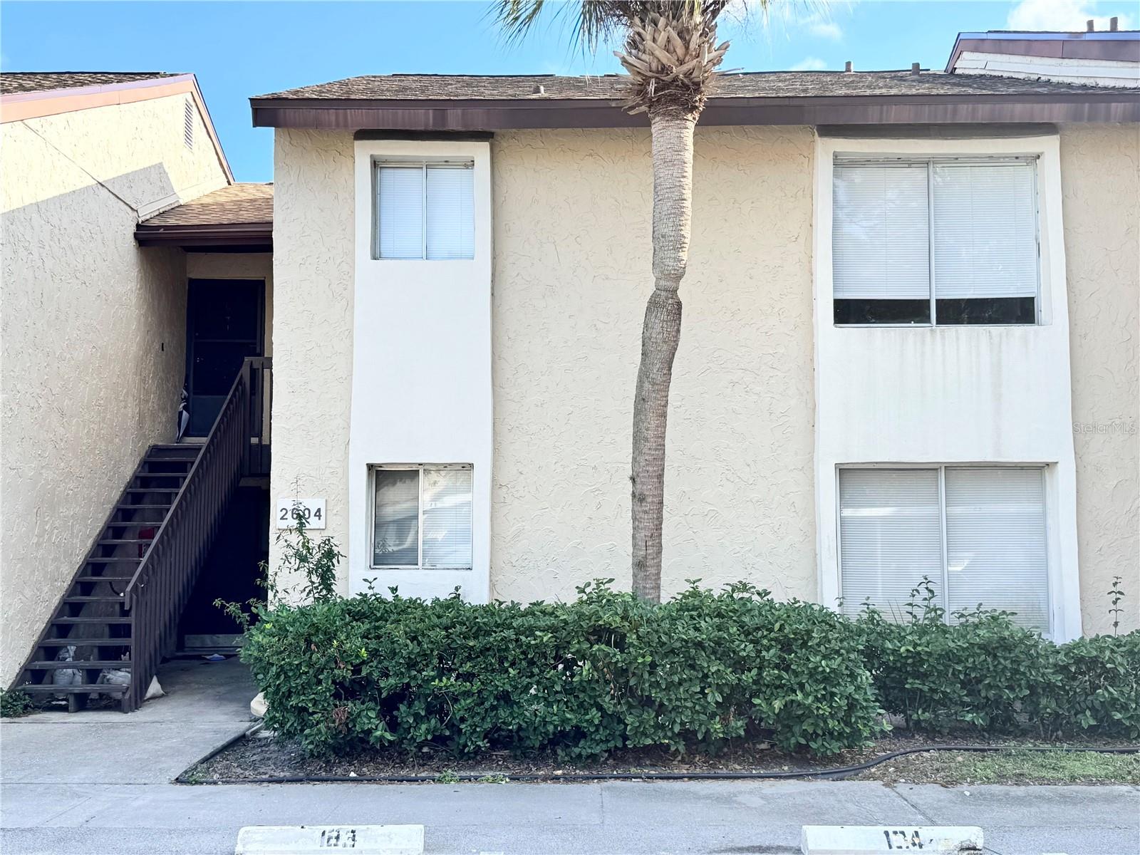 Image 3 of 54 For 2604 Hidden Lake Drive N 2604b