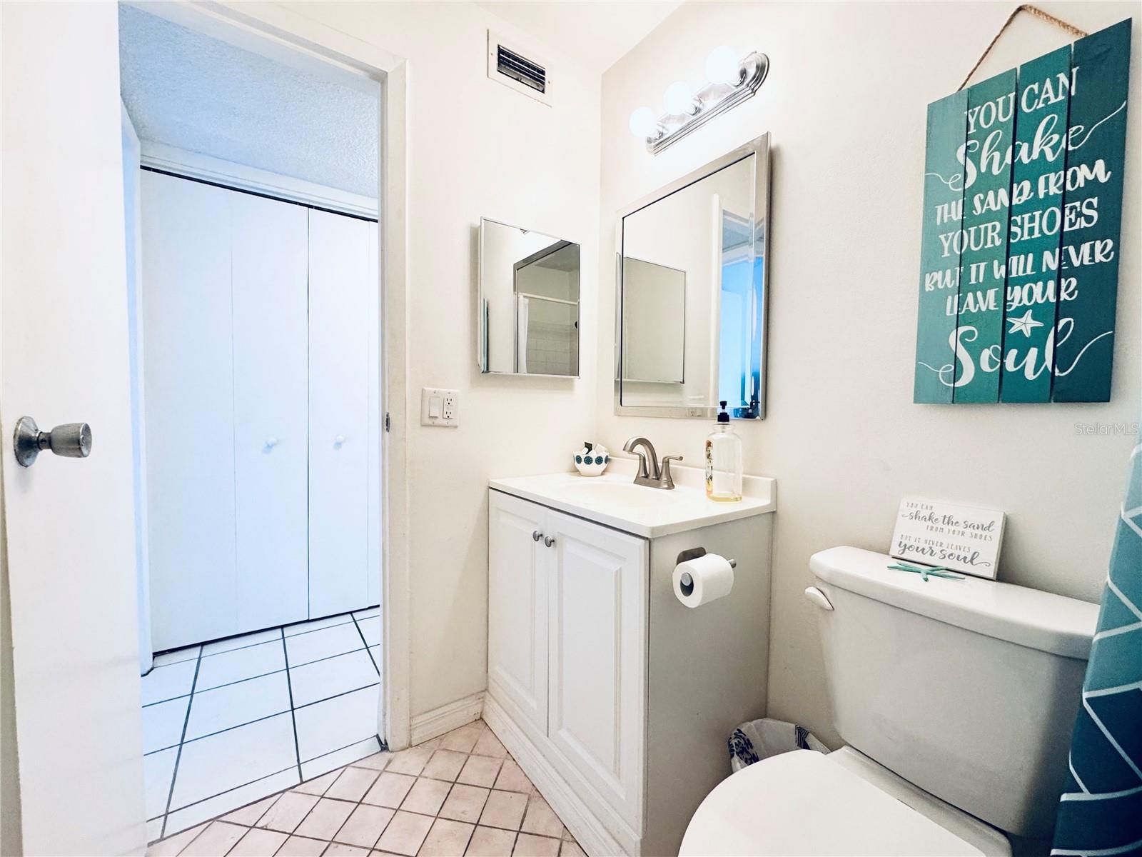 Image 35 of 54 For 2604 Hidden Lake Drive N 2604b