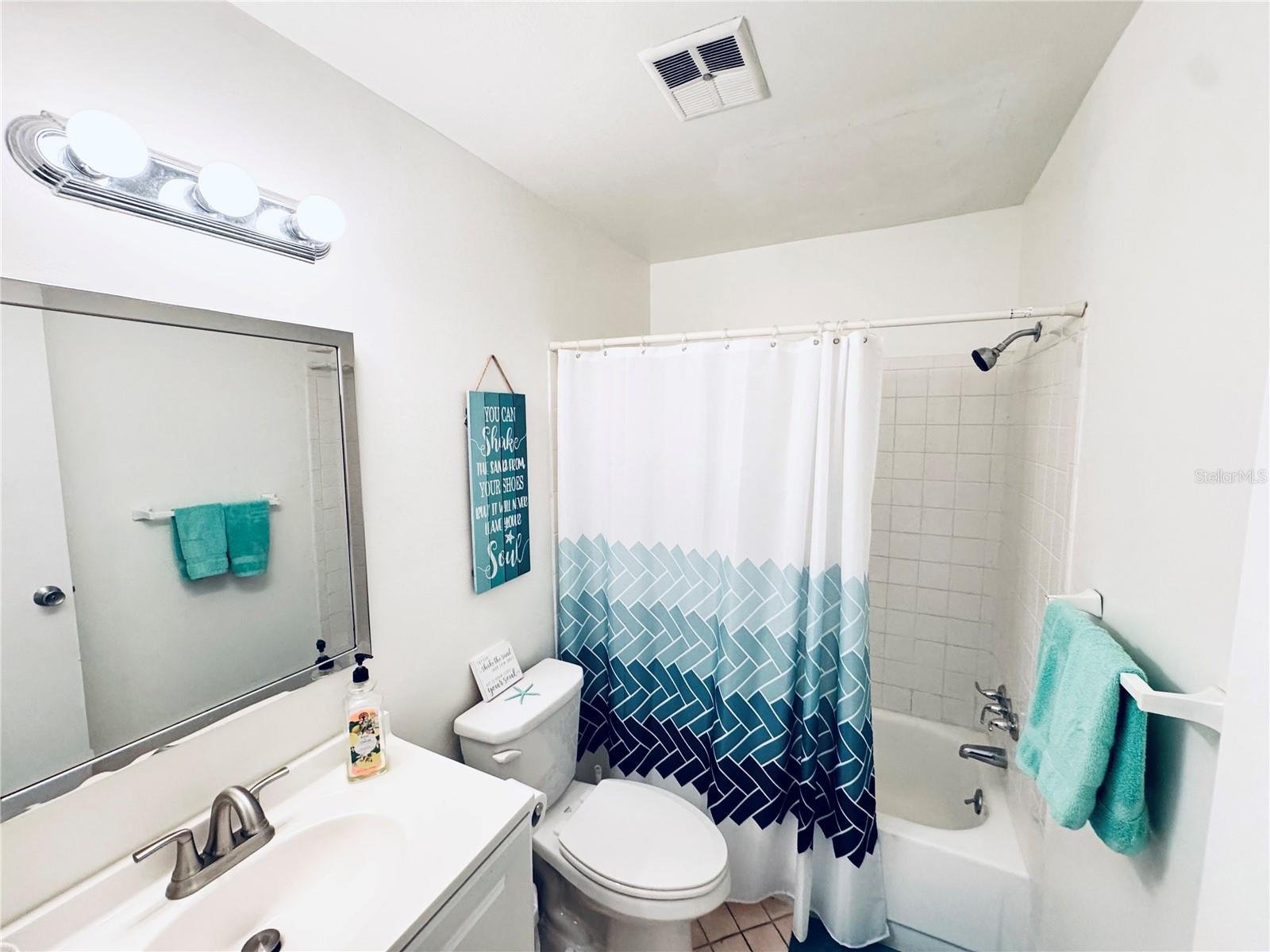 Image 36 of 54 For 2604 Hidden Lake Drive N 2604b