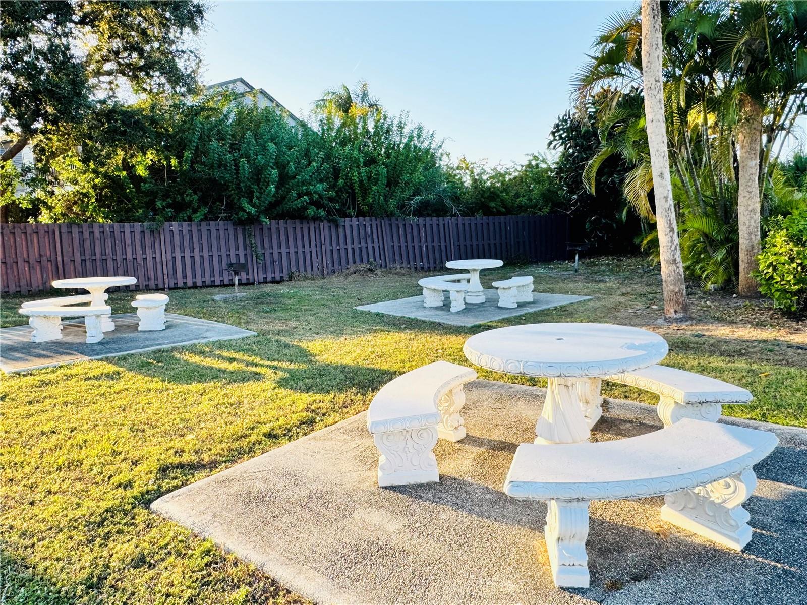 Image 47 of 54 For 2604 Hidden Lake Drive N 2604b