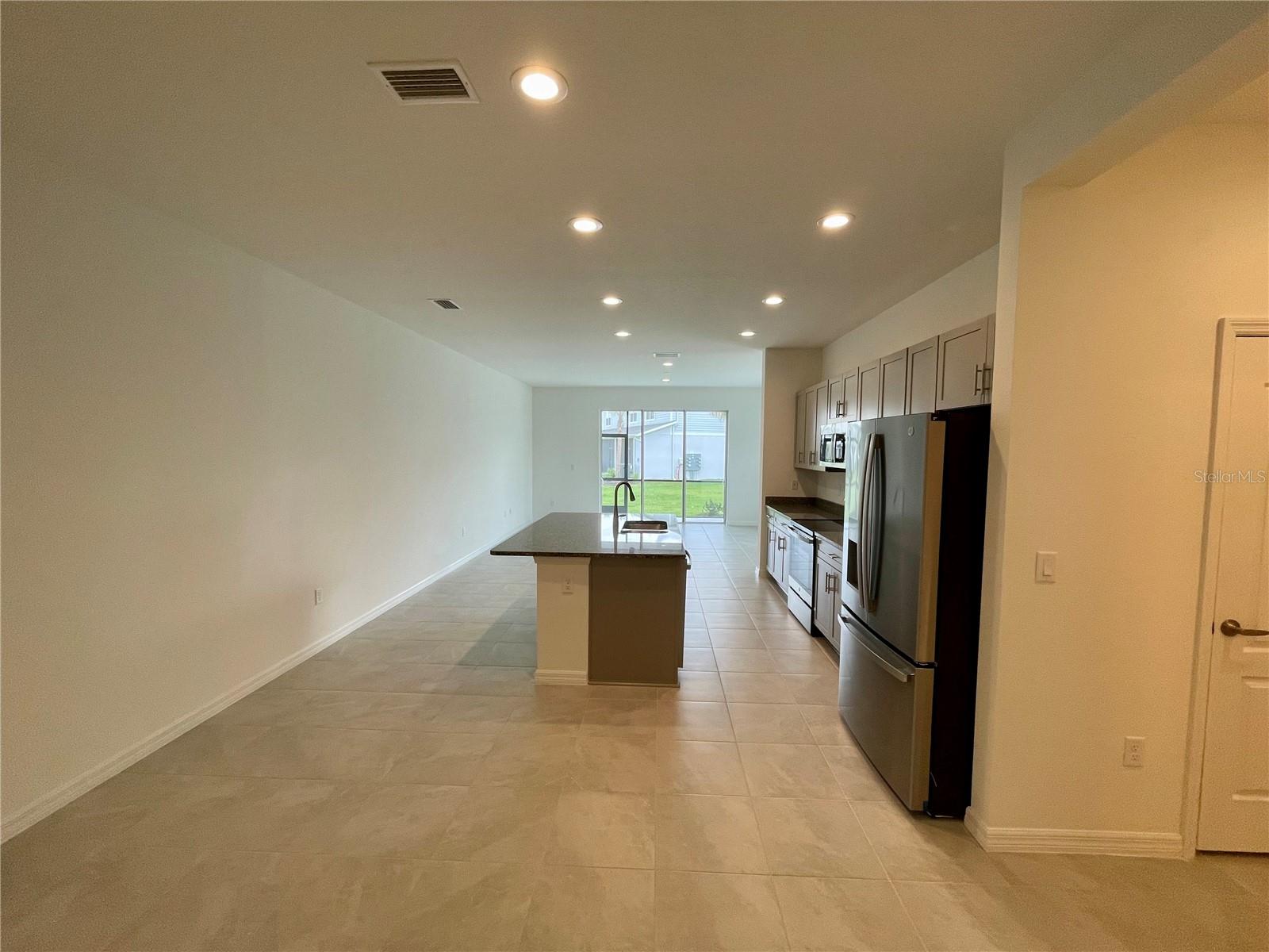 Image 4 of 41 For 8676 Canyon Creek Trail