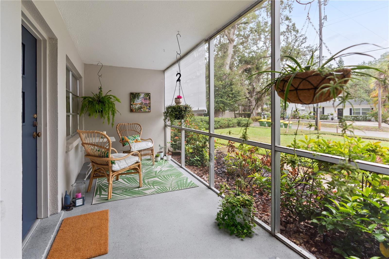 Image 2 of 40 For 3711 Almeria Avenue 3n